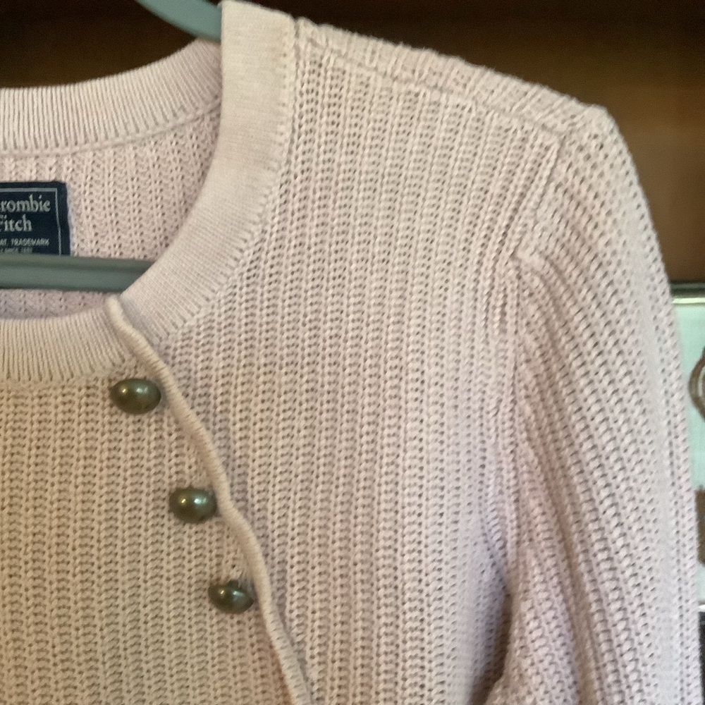 Y2K Abercrombie & Fitch Light Pink Knit Sweater Military Button Detail Size M - Picture 4 of 8